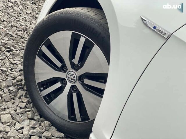 Фольксваген e-Golf, объемом двигателя 0 л и пробегом 132 тыс. км за 9500 $, фото 25 на Automoto.ua
