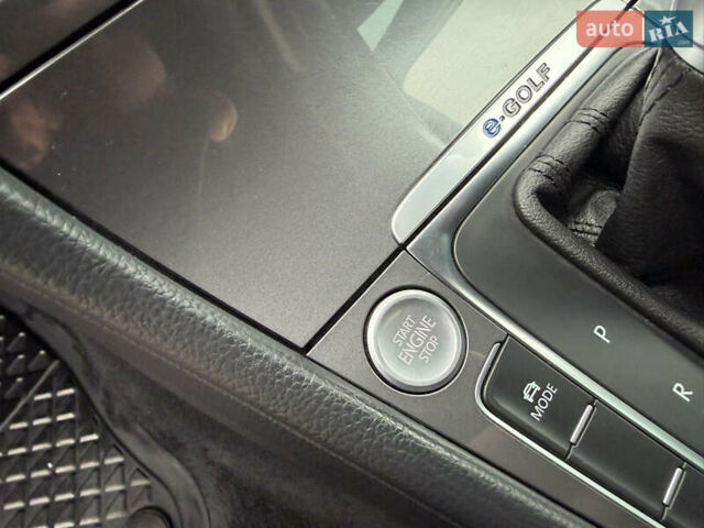 Фольксваген e-Golf, объемом двигателя 0 л и пробегом 92 тыс. км за 9450 $, фото 66 на Automoto.ua