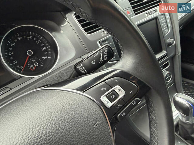 Фольксваген e-Golf, объемом двигателя 0 л и пробегом 92 тыс. км за 9450 $, фото 72 на Automoto.ua