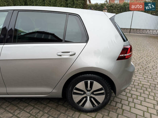 Фольксваген e-Golf, объемом двигателя 0 л и пробегом 92 тыс. км за 9450 $, фото 21 на Automoto.ua