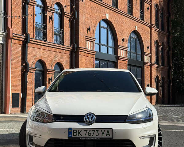 Фольксваген e-Golf, об'ємом двигуна 0 л та пробігом 144 тис. км за 9890 $, фото 14 на Automoto.ua