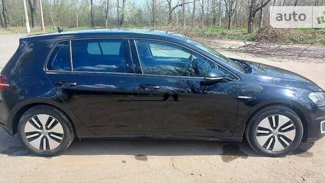 Фольксваген e-Golf, об'ємом двигуна 0 л та пробігом 110 тис. км за 12300 $, фото 5 на Automoto.ua