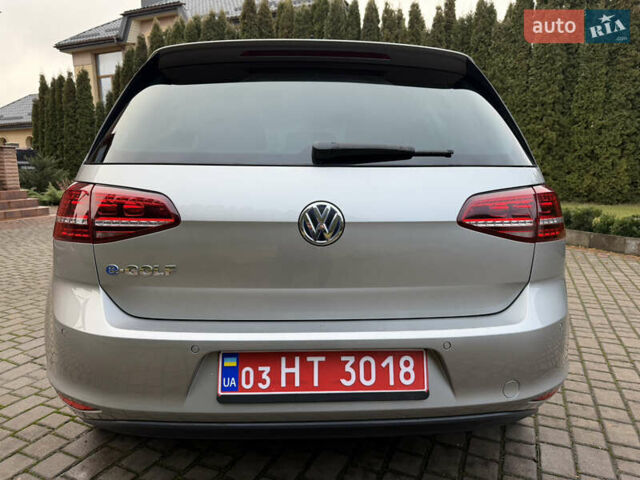 Фольксваген e-Golf, объемом двигателя 0 л и пробегом 92 тыс. км за 9450 $, фото 95 на Automoto.ua
