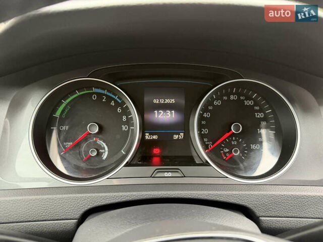 Фольксваген e-Golf, объемом двигателя 0 л и пробегом 92 тыс. км за 9450 $, фото 80 на Automoto.ua
