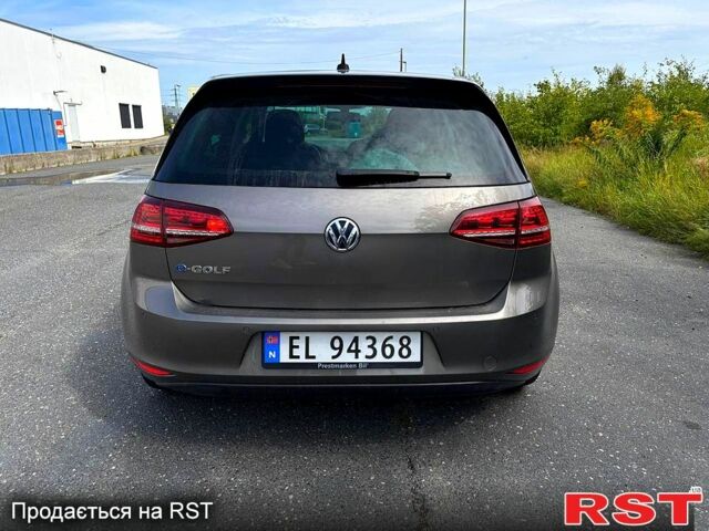 Фольксваген e-Golf, об'ємом двигуна 85 л та пробігом 130 тис. км за 8800 $, фото 6 на Automoto.ua