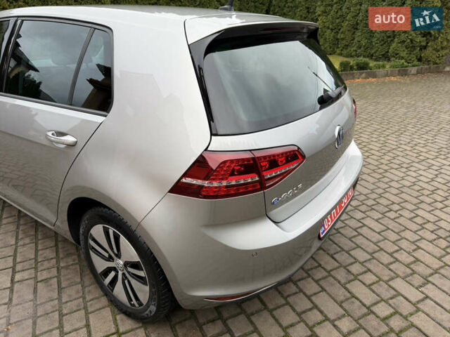 Фольксваген e-Golf, объемом двигателя 0 л и пробегом 92 тыс. км за 9450 $, фото 17 на Automoto.ua