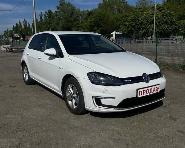 Фольксваген e-Golf, объемом двигателя 0 л и пробегом 153 тыс. км за 10900 $, фото 2 на Automoto.ua