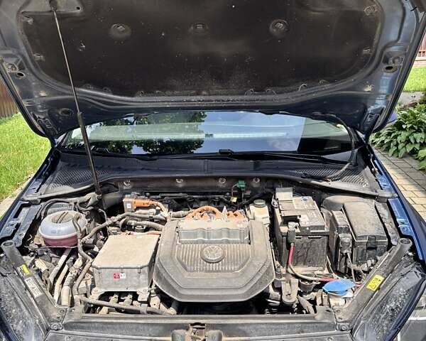 Фольксваген e-Golf, объемом двигателя 0 л и пробегом 140 тыс. км за 9000 $, фото 31 на Automoto.ua