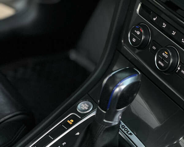 Фольксваген e-Golf, об'ємом двигуна 0 л та пробігом 102 тис. км за 8600 $, фото 12 на Automoto.ua