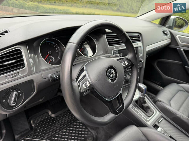 Фольксваген e-Golf, объемом двигателя 0 л и пробегом 92 тыс. км за 9450 $, фото 41 на Automoto.ua