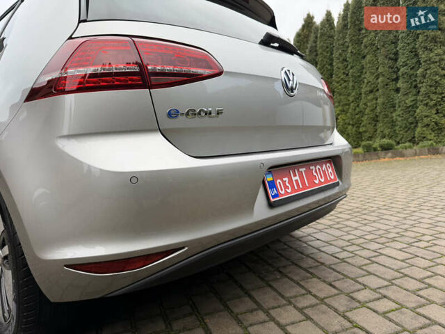 Фольксваген e-Golf, объемом двигателя 0 л и пробегом 92 тыс. км за 9450 $, фото 25 на Automoto.ua