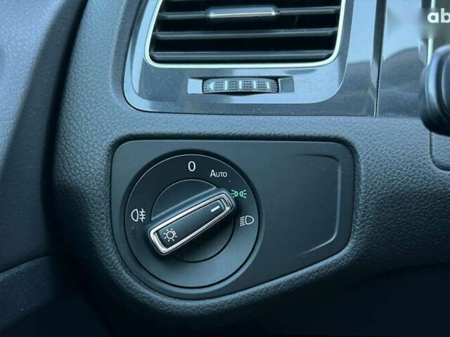 Фольксваген e-Golf, объемом двигателя 0 л и пробегом 115 тыс. км за 12650 $, фото 19 на Automoto.ua