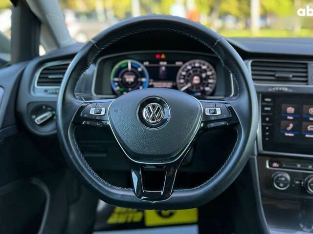 Фольксваген e-Golf, объемом двигателя 0 л и пробегом 115 тыс. км за 12650 $, фото 17 на Automoto.ua