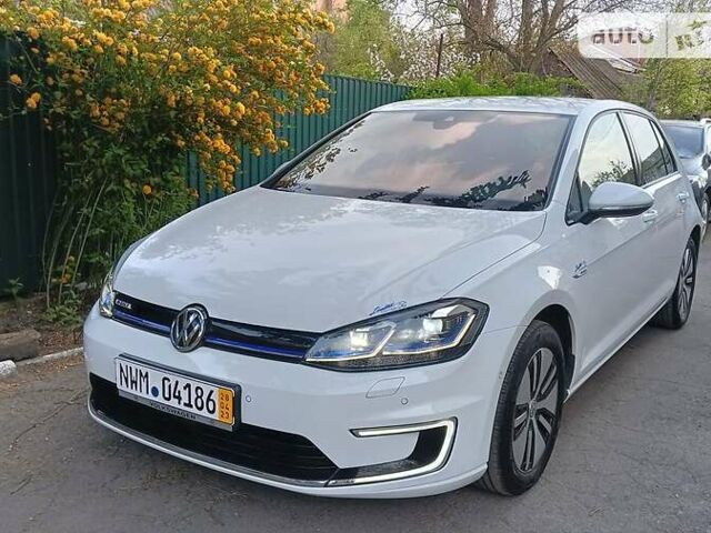 Фольксваген e-Golf, объемом двигателя 0 л и пробегом 127 тыс. км за 18550 $, фото 47 на Automoto.ua