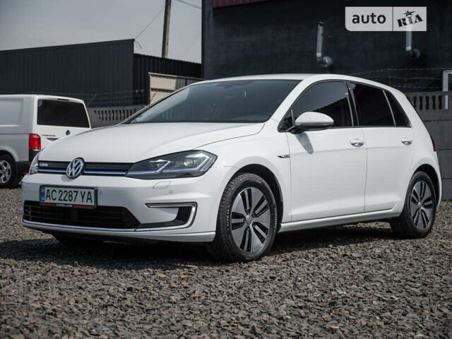 Фольксваген e-Golf, объемом двигателя 0 л и пробегом 29 тыс. км за 18999 $, фото 3 на Automoto.ua