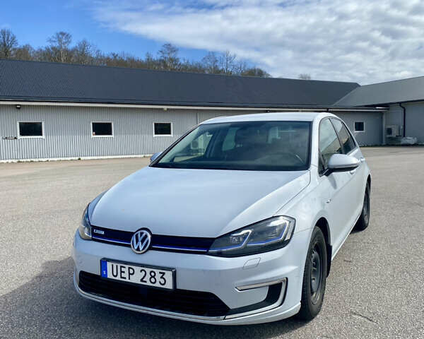 Фольксваген e-Golf, объемом двигателя 0 л и пробегом 197 тыс. км за 12250 $, фото 2 на Automoto.ua