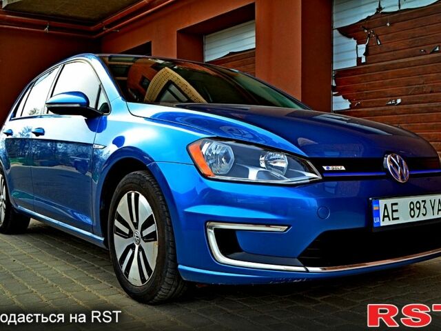 Фольксваген e-Golf, объемом двигателя 0 л и пробегом 83 тыс. км за 12300 $, фото 5 на Automoto.ua