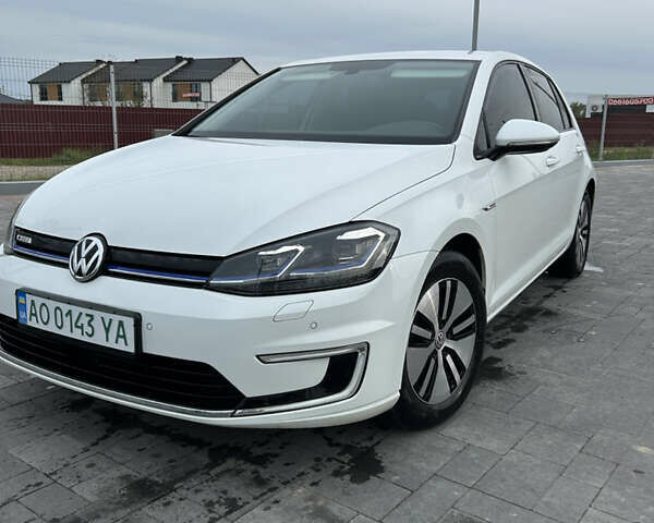 Фольксваген e-Golf, объемом двигателя 0 л и пробегом 98 тыс. км за 13000 $, фото 1 на Automoto.ua