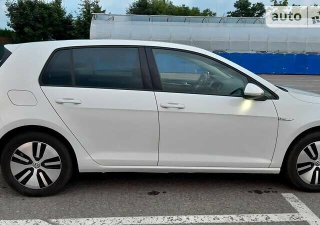 Фольксваген e-Golf, об'ємом двигуна 0 л та пробігом 69 тис. км за 17400 $, фото 25 на Automoto.ua