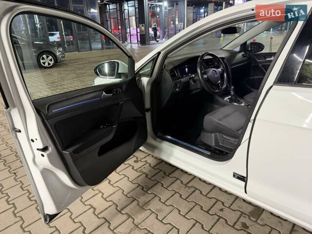 Фольксваген e-Golf, объемом двигателя 0 л и пробегом 137 тыс. км за 11500 $, фото 31 на Automoto.ua