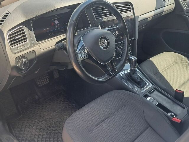 Фольксваген e-Golf, объемом двигателя 0 л и пробегом 167 тыс. км за 11500 $, фото 3 на Automoto.ua