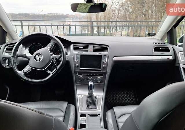 Фольксваген e-Golf, объемом двигателя 0 л и пробегом 88 тыс. км за 10800 $, фото 13 на Automoto.ua