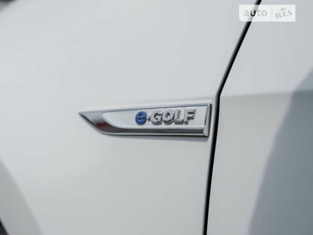 Фольксваген e-Golf, объемом двигателя 0 л и пробегом 29 тыс. км за 18999 $, фото 28 на Automoto.ua