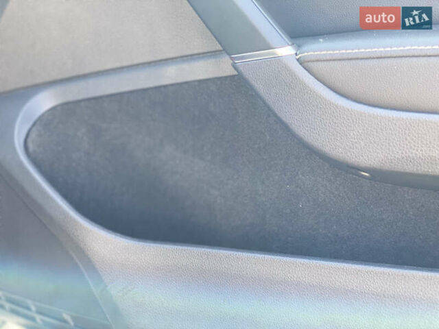 Фольксваген e-Golf, объемом двигателя 0 л и пробегом 85 тыс. км за 15500 $, фото 17 на Automoto.ua