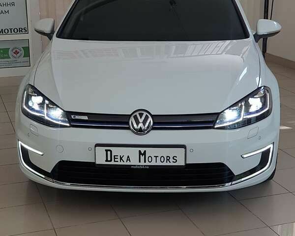 Фольксваген e-Golf, объемом двигателя 0 л и пробегом 101 тыс. км за 11900 $, фото 6 на Automoto.ua