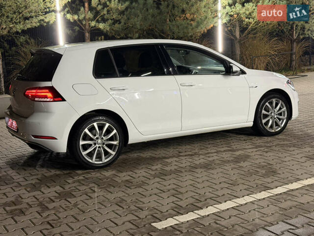 Фольксваген e-Golf, объемом двигателя 0 л и пробегом 137 тыс. км за 11500 $, фото 19 на Automoto.ua