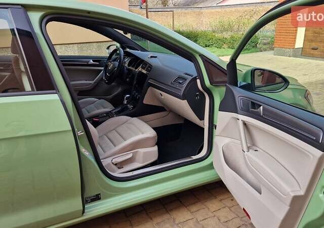 Фольксваген e-Golf, объемом двигателя 0 л и пробегом 38 тыс. км за 13900 $, фото 4 на Automoto.ua