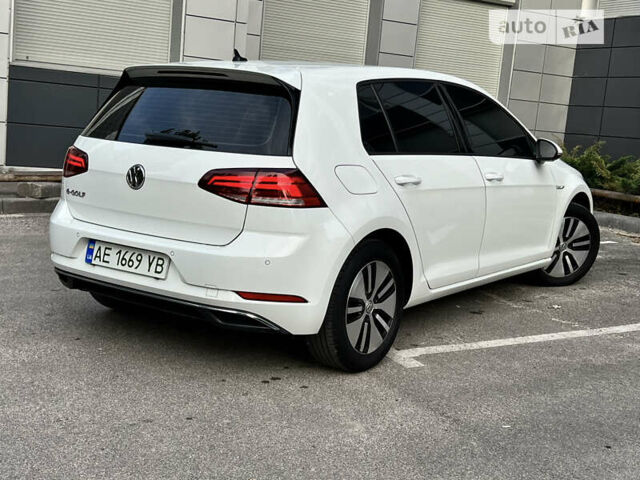 Фольксваген e-Golf, об'ємом двигуна 0 л та пробігом 69 тис. км за 15999 $, фото 2 на Automoto.ua