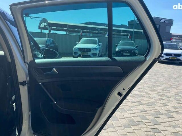 Фольксваген e-Golf, объемом двигателя 0 л и пробегом 127 тыс. км за 15700 $, фото 23 на Automoto.ua