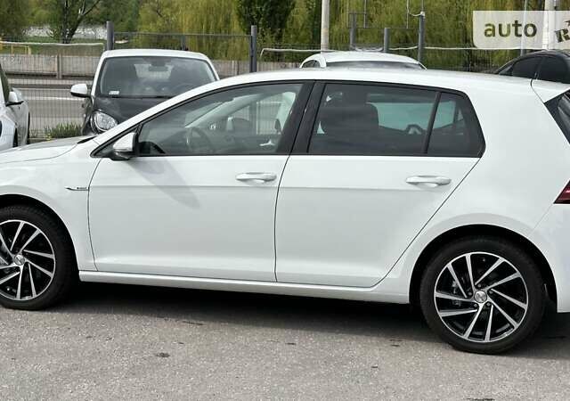 Фольксваген e-Golf, об'ємом двигуна 0 л та пробігом 76 тис. км за 18400 $, фото 5 на Automoto.ua