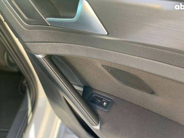 Фольксваген e-Golf, объемом двигателя 0 л и пробегом 127 тыс. км за 15700 $, фото 24 на Automoto.ua