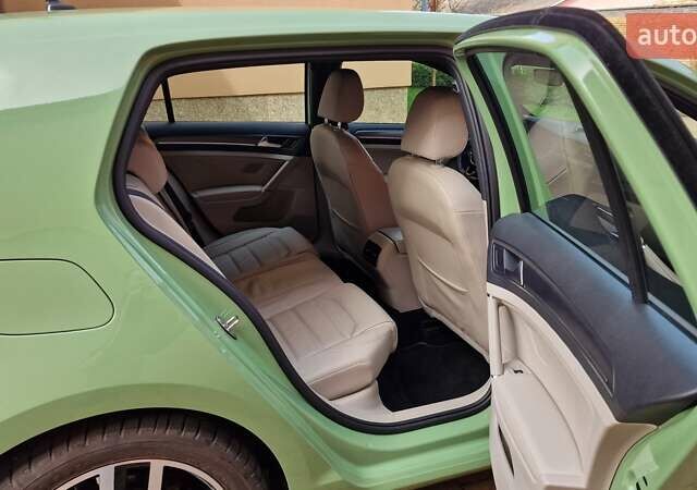 Фольксваген e-Golf, объемом двигателя 0 л и пробегом 38 тыс. км за 13900 $, фото 5 на Automoto.ua