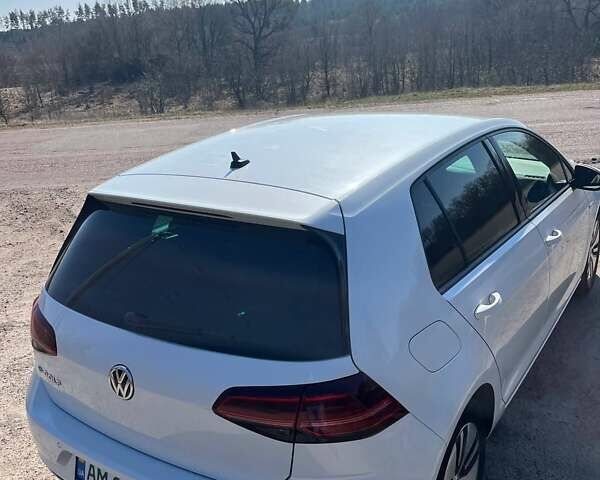 Фольксваген e-Golf, объемом двигателя 0 л и пробегом 160 тыс. км за 16250 $, фото 12 на Automoto.ua