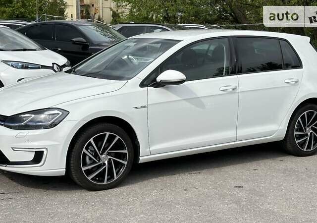 Фольксваген e-Golf, об'ємом двигуна 0 л та пробігом 76 тис. км за 18400 $, фото 7 на Automoto.ua