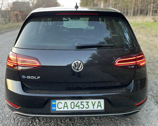 Фольксваген e-Golf, объемом двигателя 0 л и пробегом 88 тыс. км за 16800 $, фото 10 на Automoto.ua