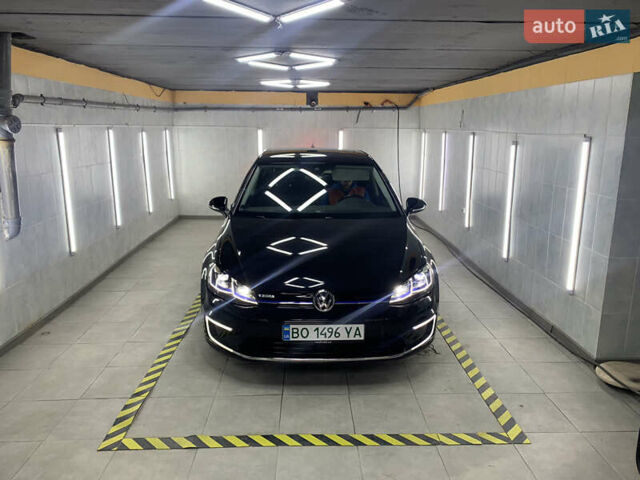 Фольксваген e-Golf, объемом двигателя 0 л и пробегом 95 тыс. км за 16000 $, фото 12 на Automoto.ua