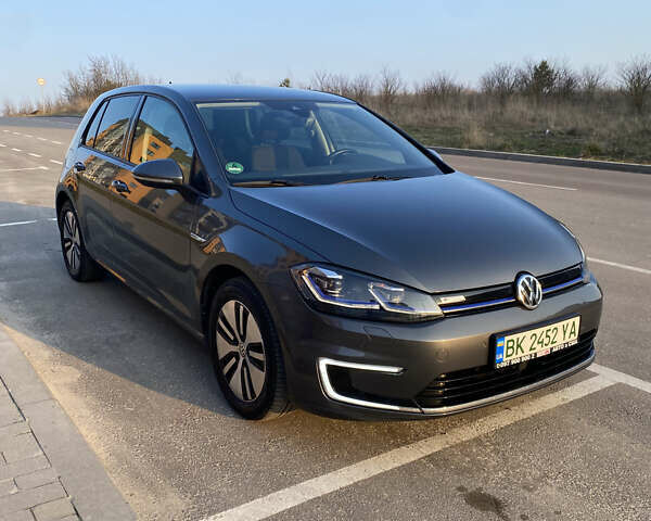 Фольксваген e-Golf, объемом двигателя 0 л и пробегом 79 тыс. км за 17800 $, фото 11 на Automoto.ua