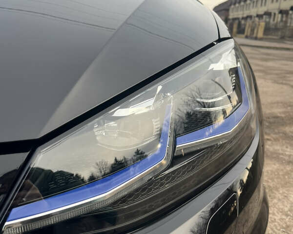 Фольксваген e-Golf, об'ємом двигуна 0 л та пробігом 42 тис. км за 17500 $, фото 2 на Automoto.ua