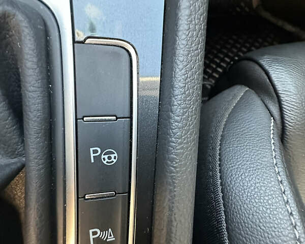 Фольксваген e-Golf, объемом двигателя 0 л и пробегом 110 тыс. км за 14000 $, фото 16 на Automoto.ua