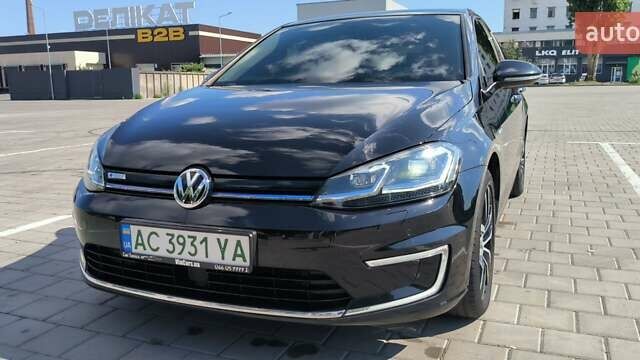 Фольксваген e-Golf, объемом двигателя 0 л и пробегом 128 тыс. км за 12499 $, фото 5 на Automoto.ua