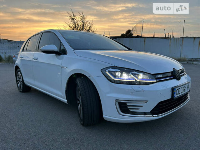 Фольксваген e-Golf, объемом двигателя 0 л и пробегом 99 тыс. км за 17600 $, фото 1 на Automoto.ua