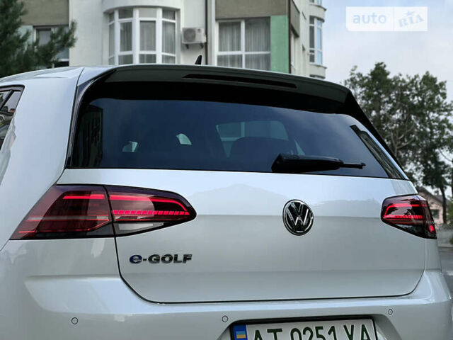 Фольксваген e-Golf, объемом двигателя 0 л и пробегом 151 тыс. км за 17990 $, фото 26 на Automoto.ua