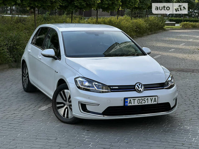 Фольксваген e-Golf, объемом двигателя 0 л и пробегом 151 тыс. км за 17990 $, фото 2 на Automoto.ua