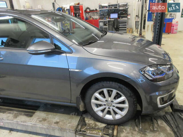 Фольксваген e-Golf, об'ємом двигуна 0 л та пробігом 108 тис. км за 15300 $, фото 3 на Automoto.ua