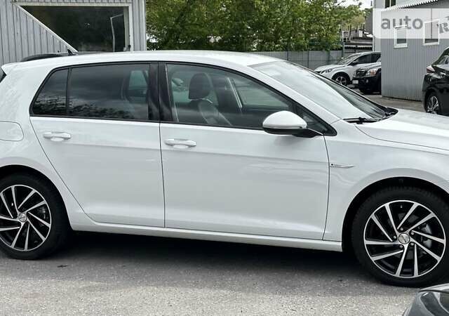 Фольксваген e-Golf, об'ємом двигуна 0 л та пробігом 76 тис. км за 18400 $, фото 9 на Automoto.ua