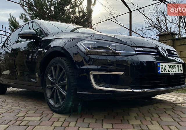 Фольксваген e-Golf, об'ємом двигуна 0 л та пробігом 49 тис. км за 14500 $, фото 5 на Automoto.ua